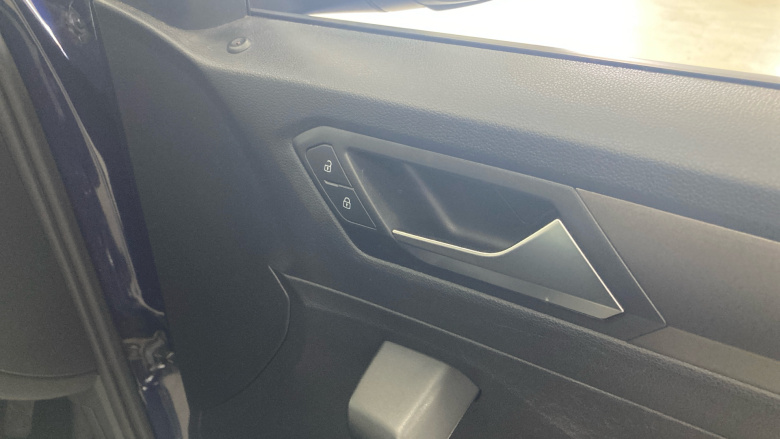 Volkswagen T-Roc 1.0 TSI SE 5dr Petrol Hatchback